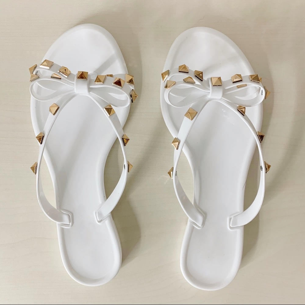 NEW Roxie Sandal- in White - Picture 2 of 5
